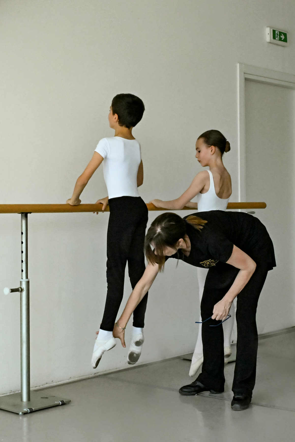Profilo di giovane allieva in sala