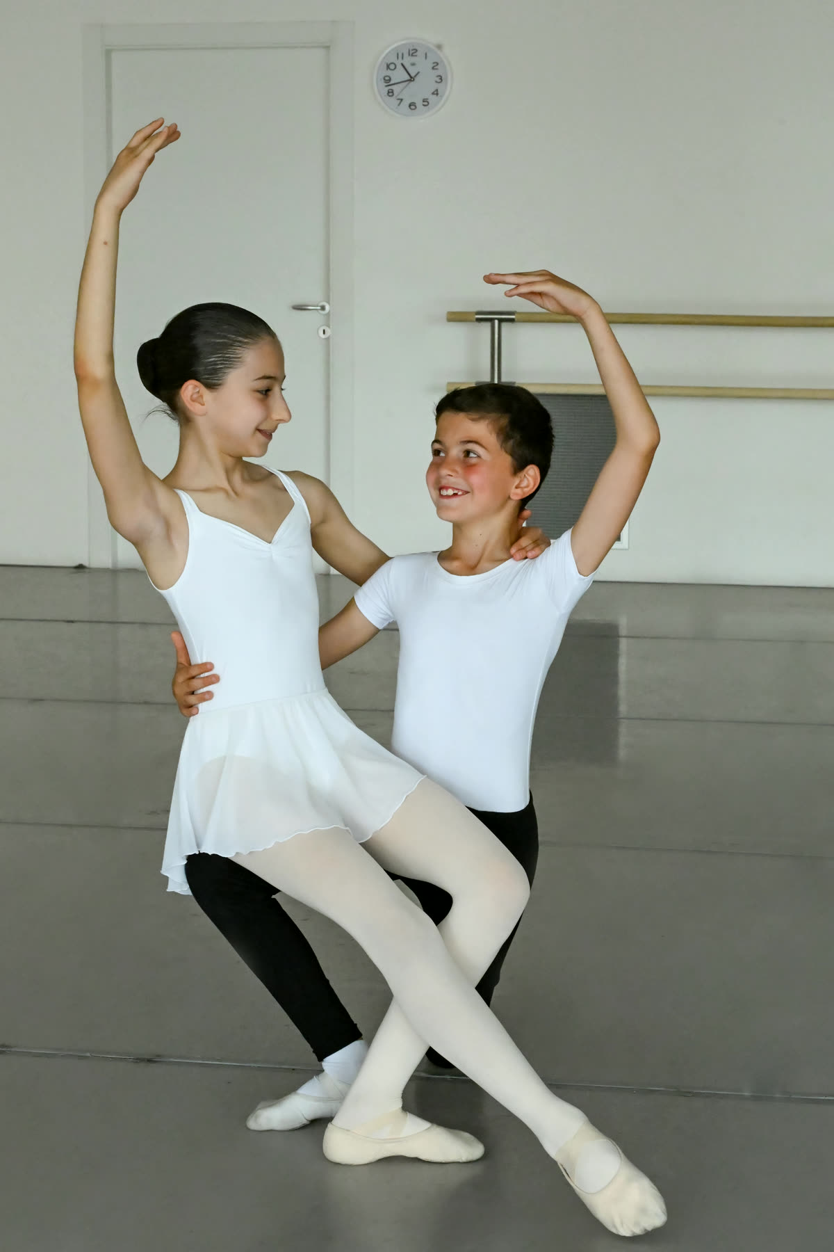 Due allievi in posa classica